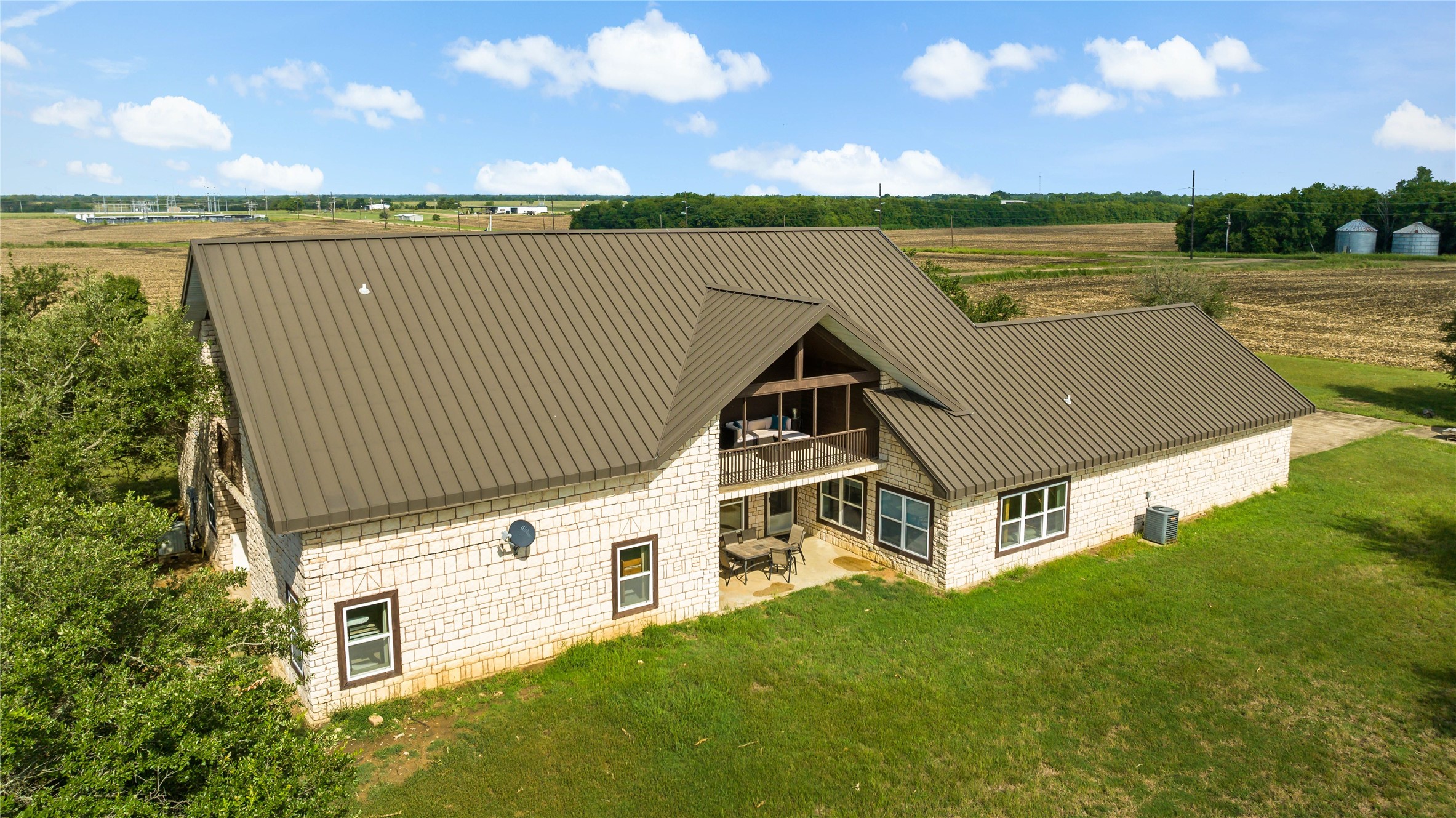 300 Pr 14030 Blossom TX 75416