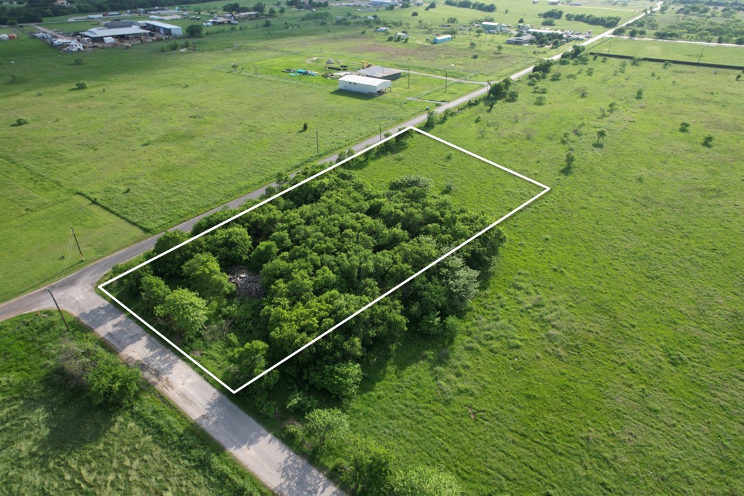 1 Bounds Road Road Gunter TX 75058