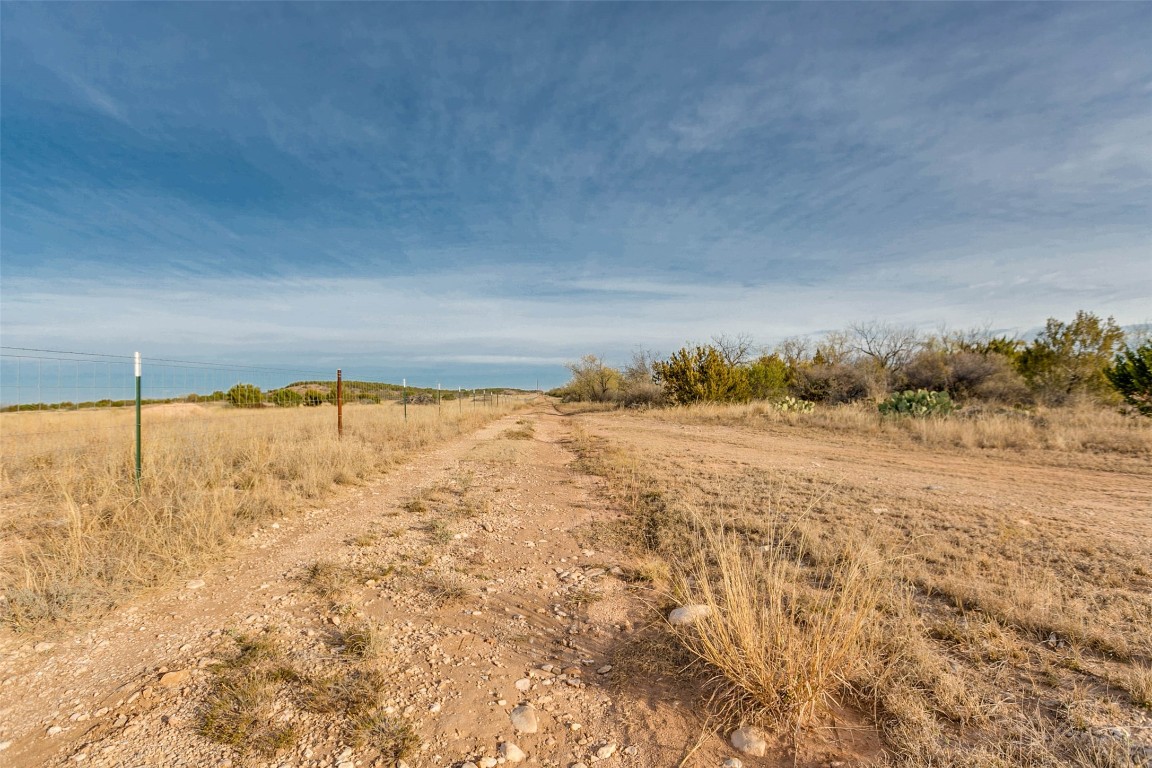 Na Cox Road Robert Lee TX 76945