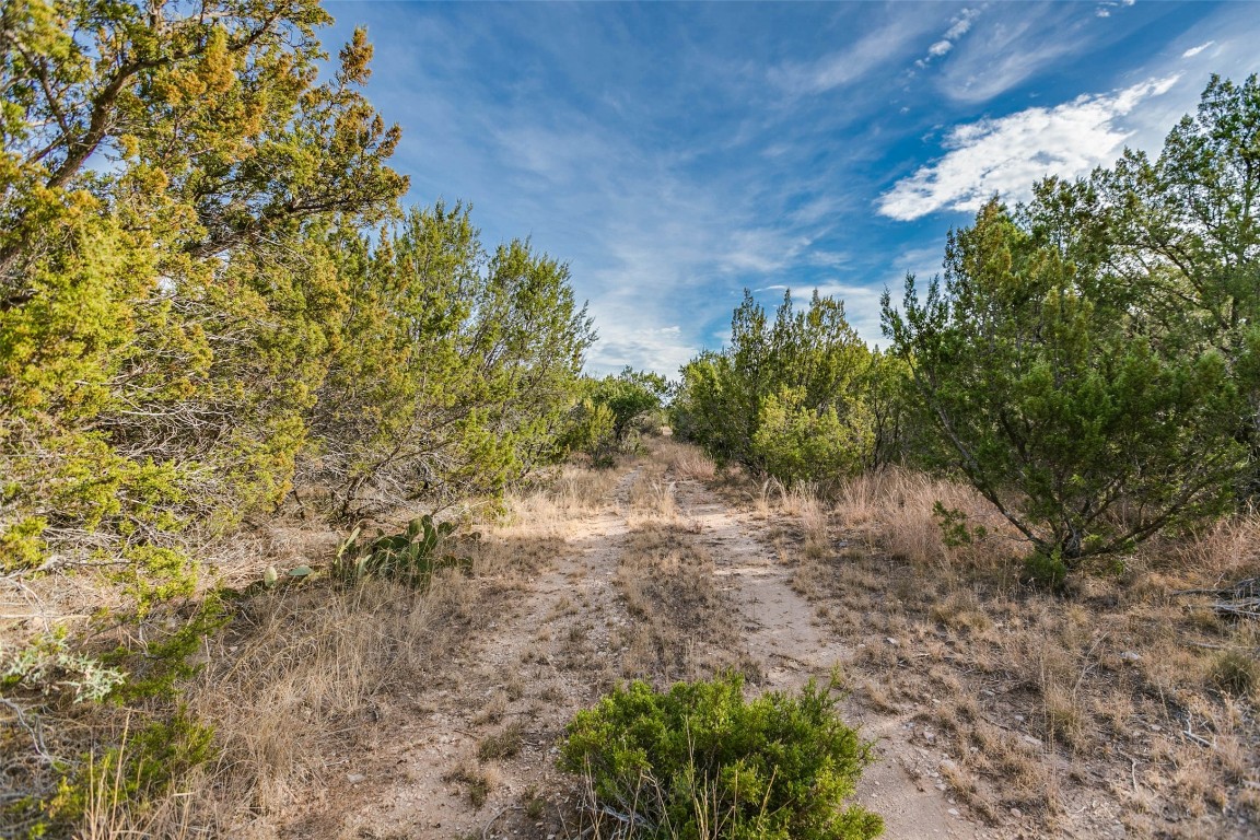 Na Cox Road Robert Lee TX 76945