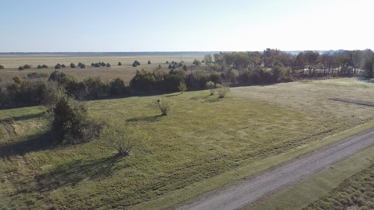 Lot 9 Indian Trail Kerens TX 75144