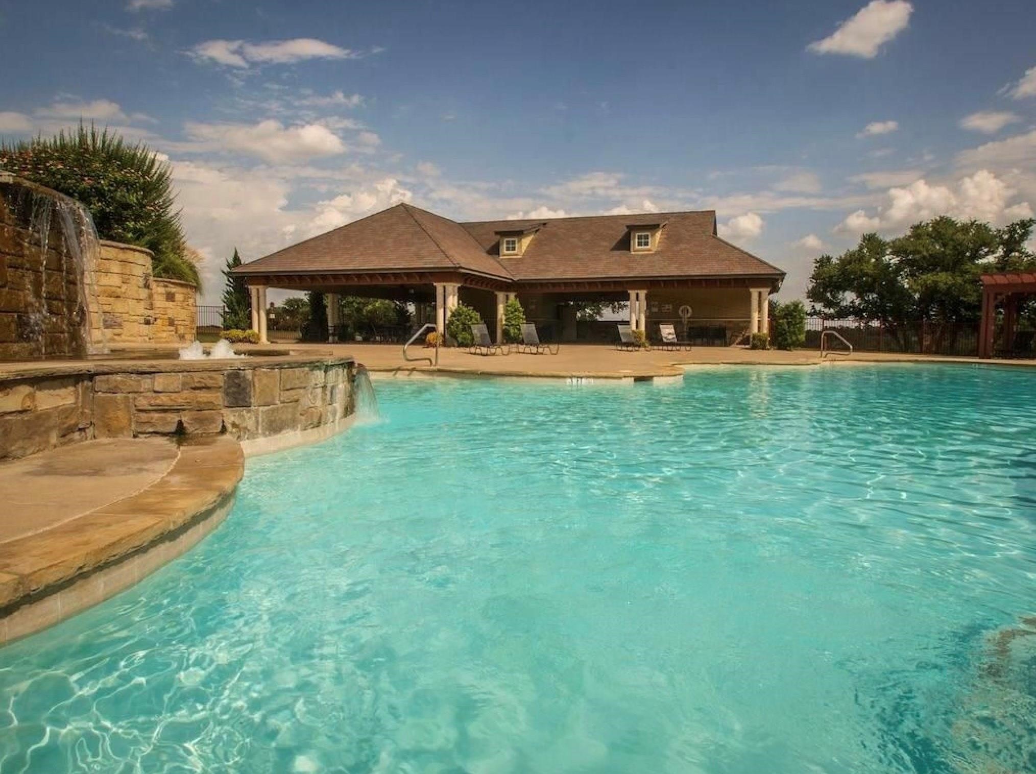 7529 St Andrews Loop Cleburne TX 76033