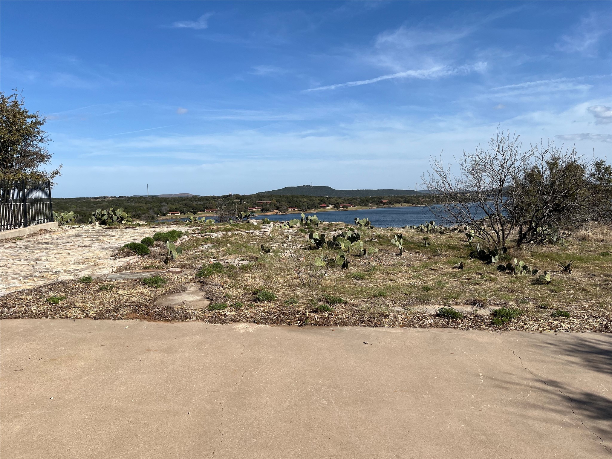 105 Hells Gate Point Strawn TX 76475