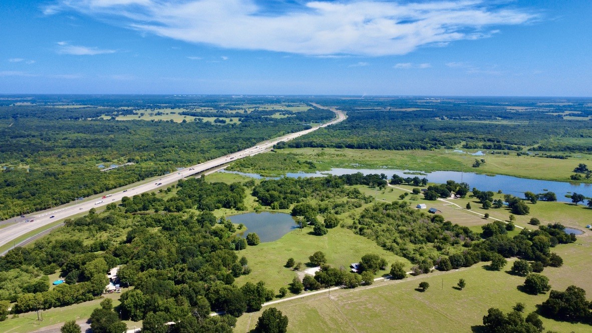 800 S 45 Highway Richland TX 76681