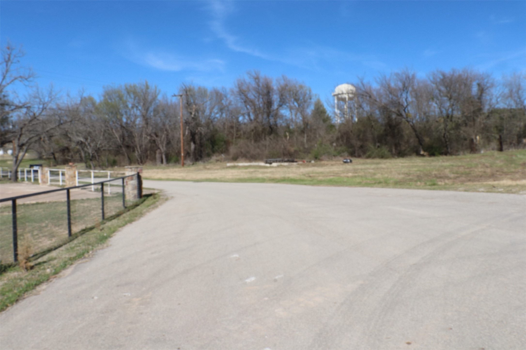 1616 Oliver Street Weatherford TX 76086