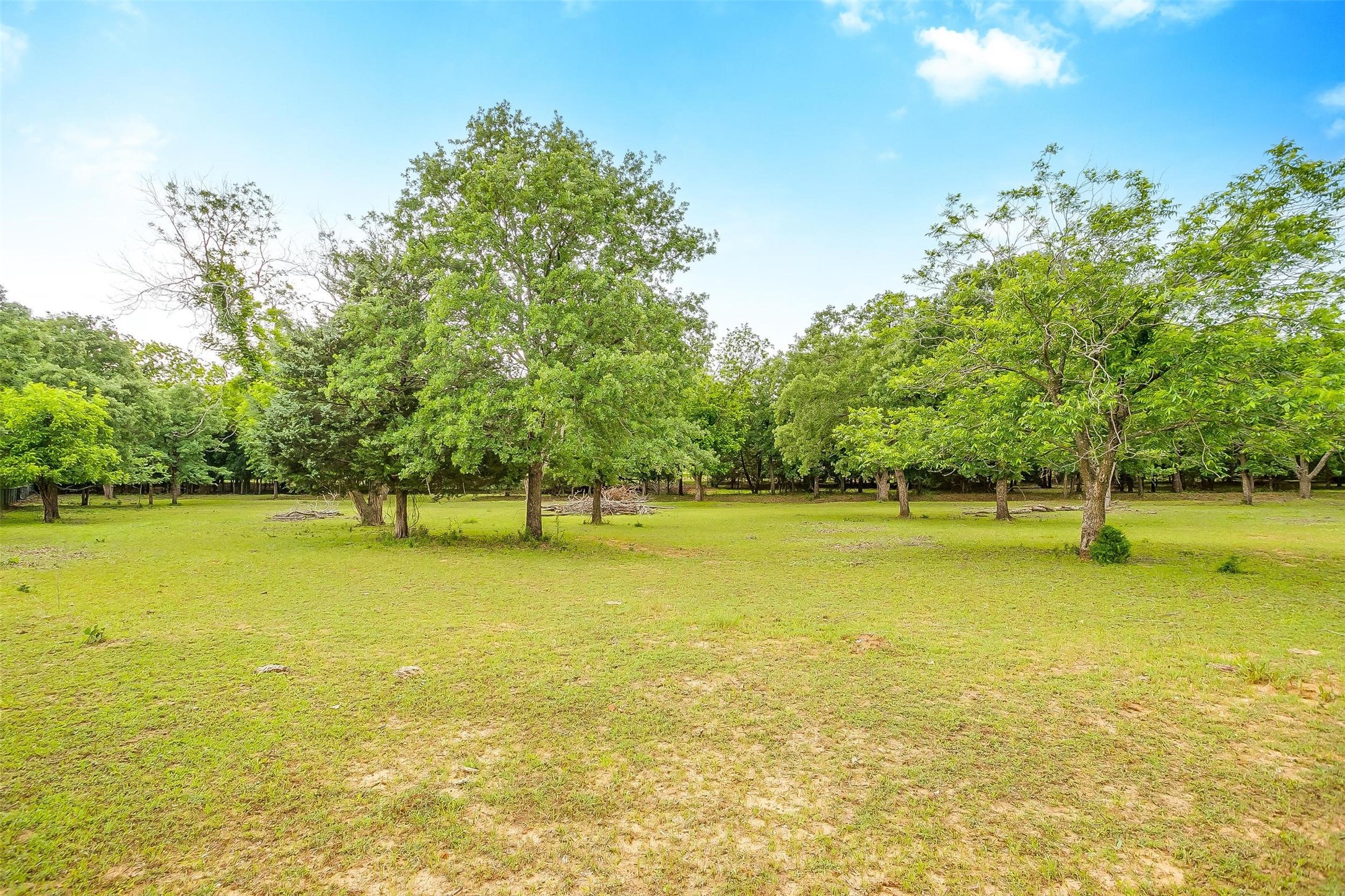 2716 E Farm To Market 4 Cleburne TX 76031