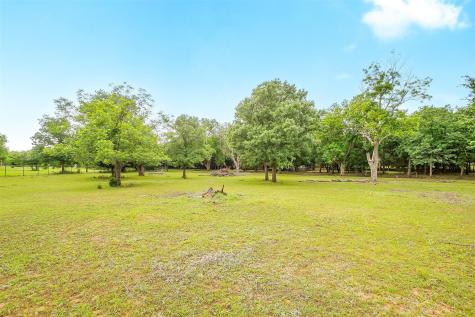 2716 E Farm To Market 4 Cleburne TX 76031