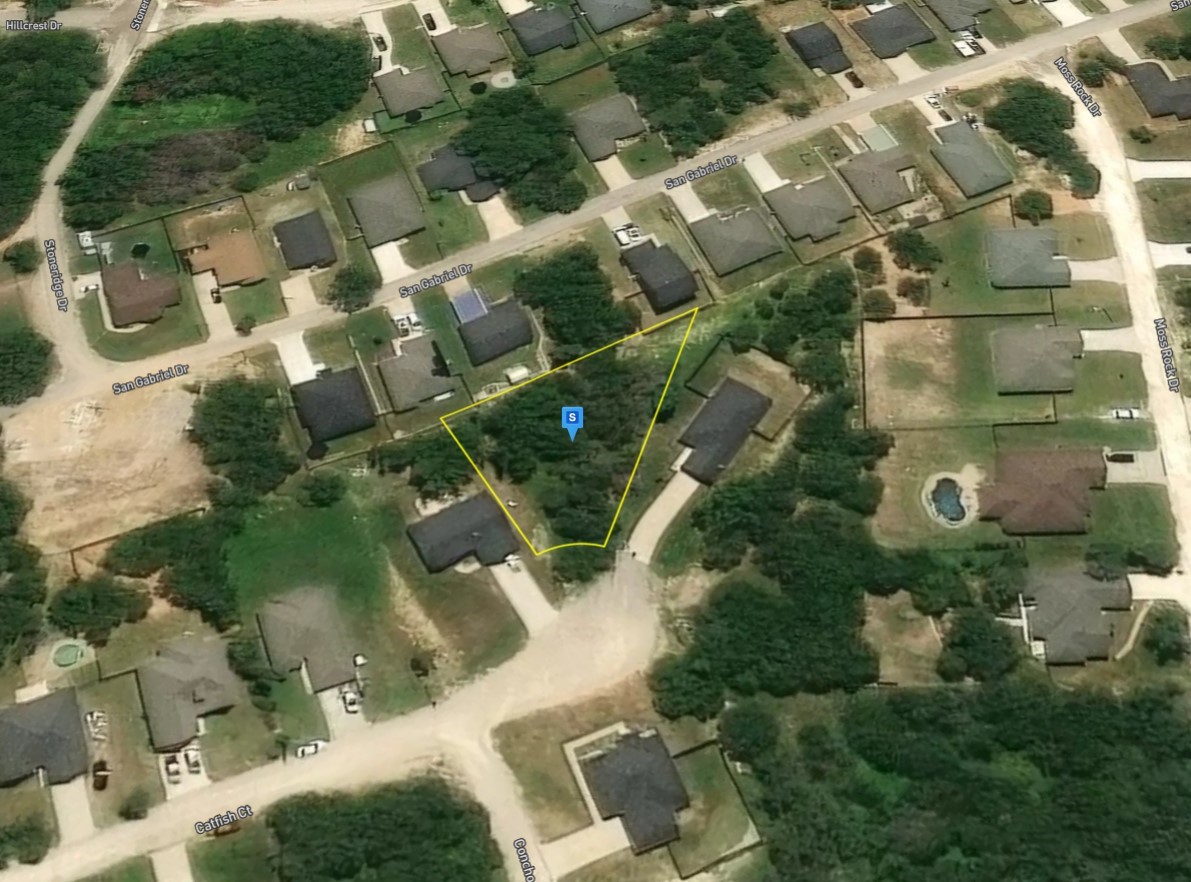 2803 Catfish Court Granbury TX 76048