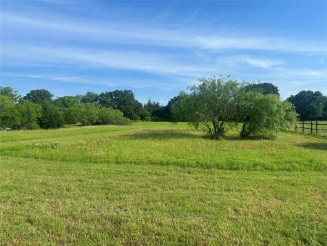 2200 Tipps Road Cross Roads TX 76227