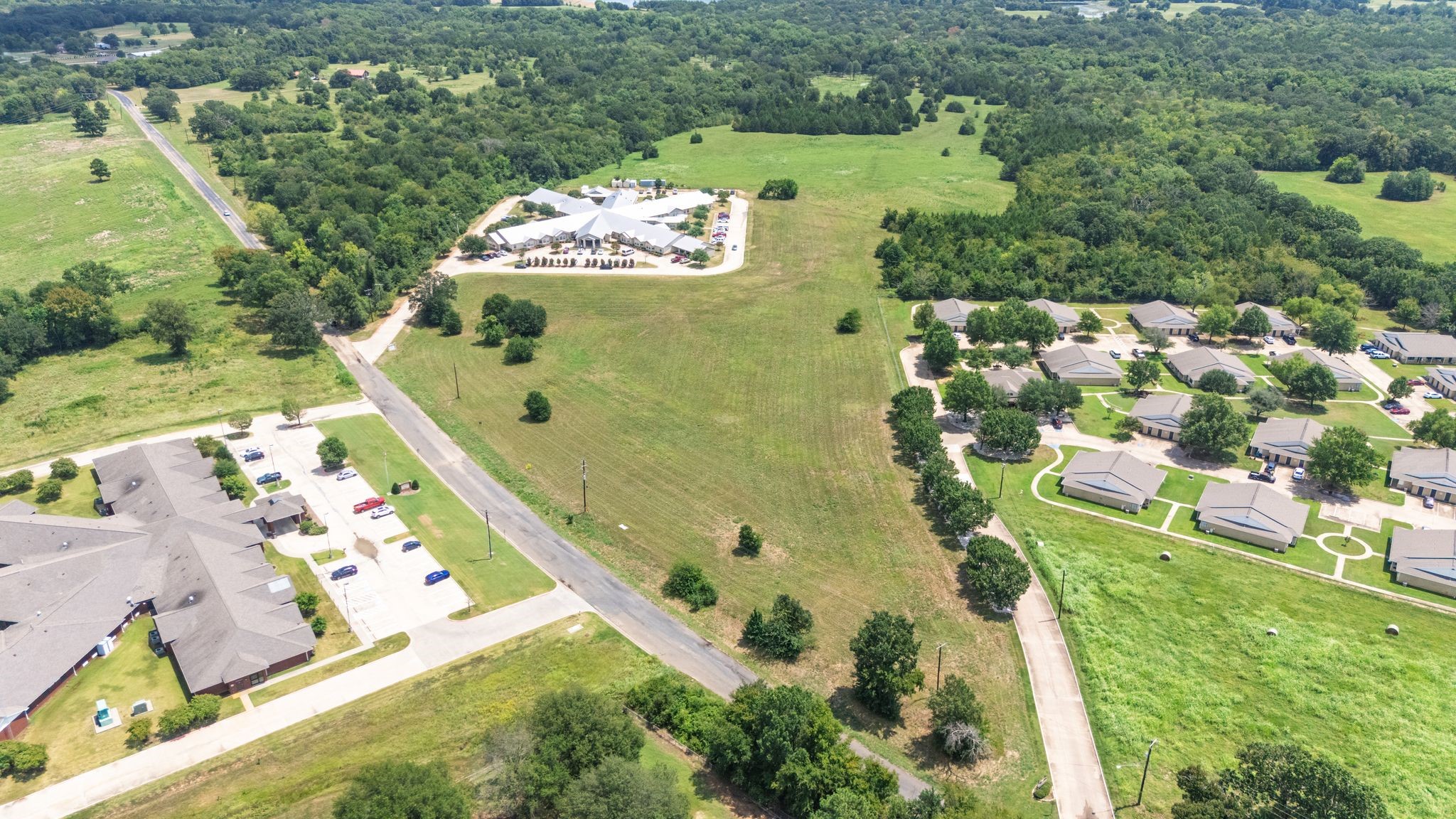 83 Ac Stillhouse Road Paris TX 75460