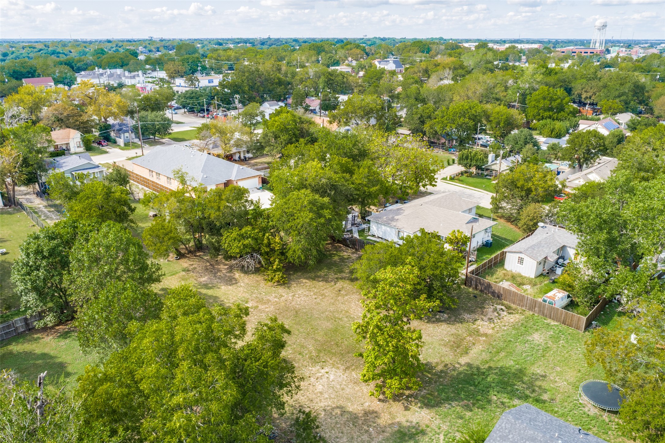 906 Hamilton Street Mckinney TX 75069