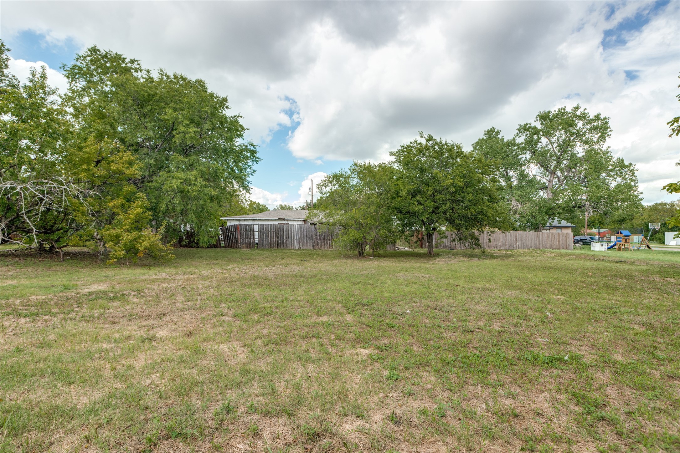 906 Hamilton Street Mckinney TX 75069