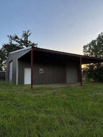296 Lcr 806 Groesbeck TX 76642