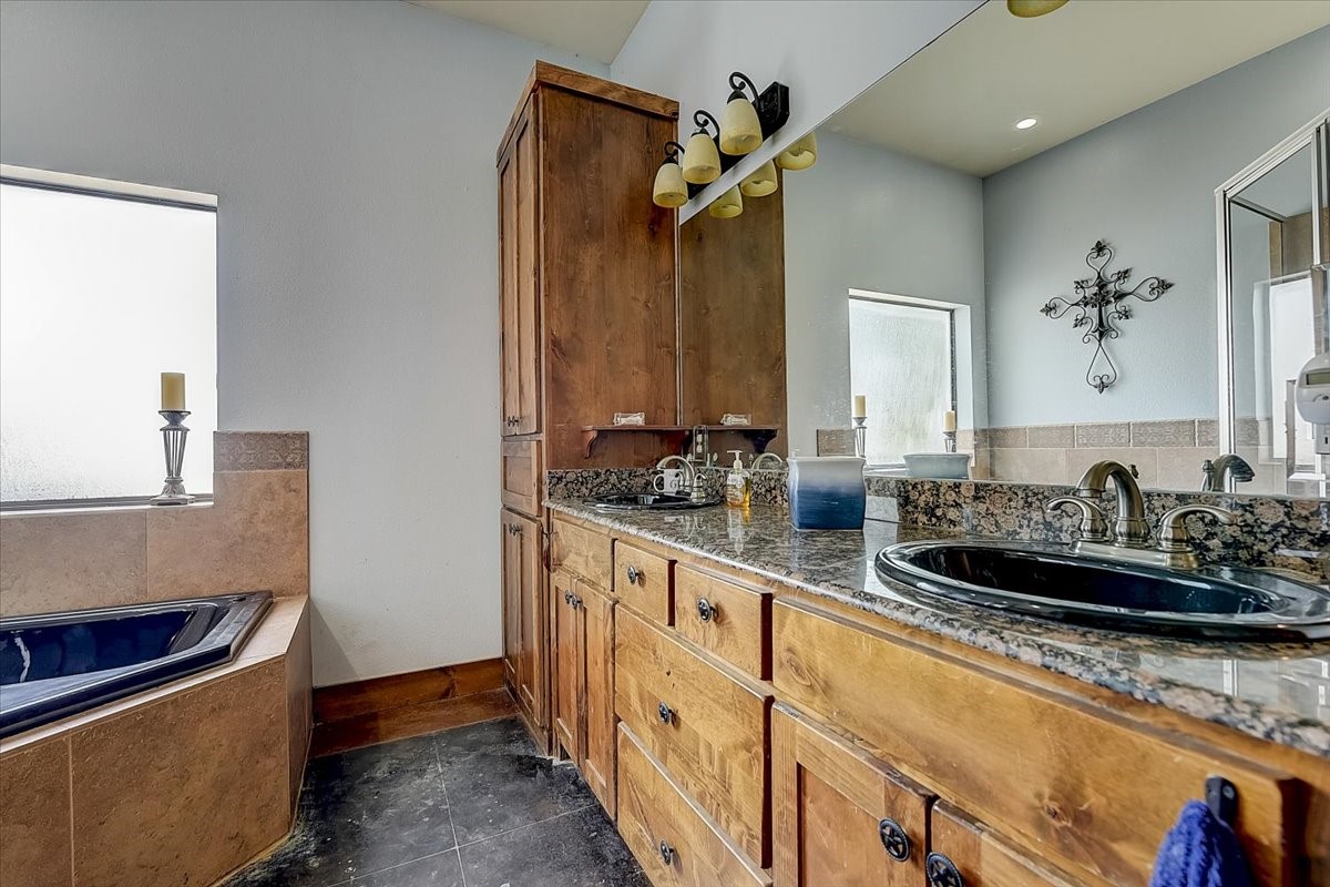 9494 Waide Road Sanger TX 76266