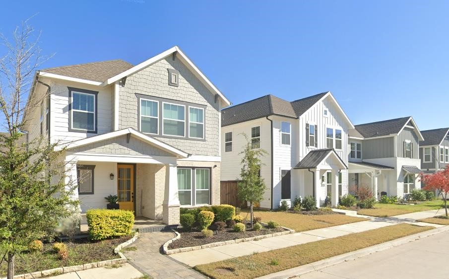 318 E 2nd Irving TX 75060