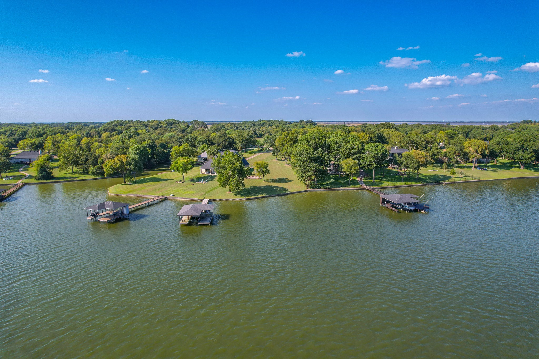626 Bay View Drive Kerens TX 75144