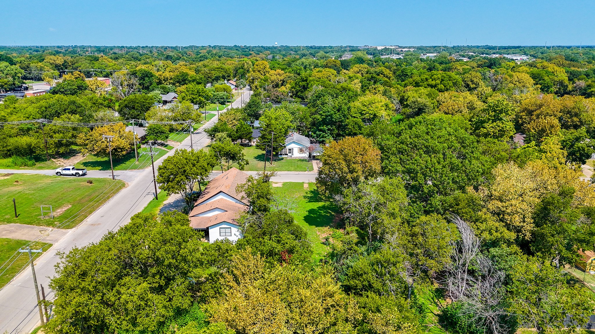 707 E 3rd Avenue Corsicana TX 75110