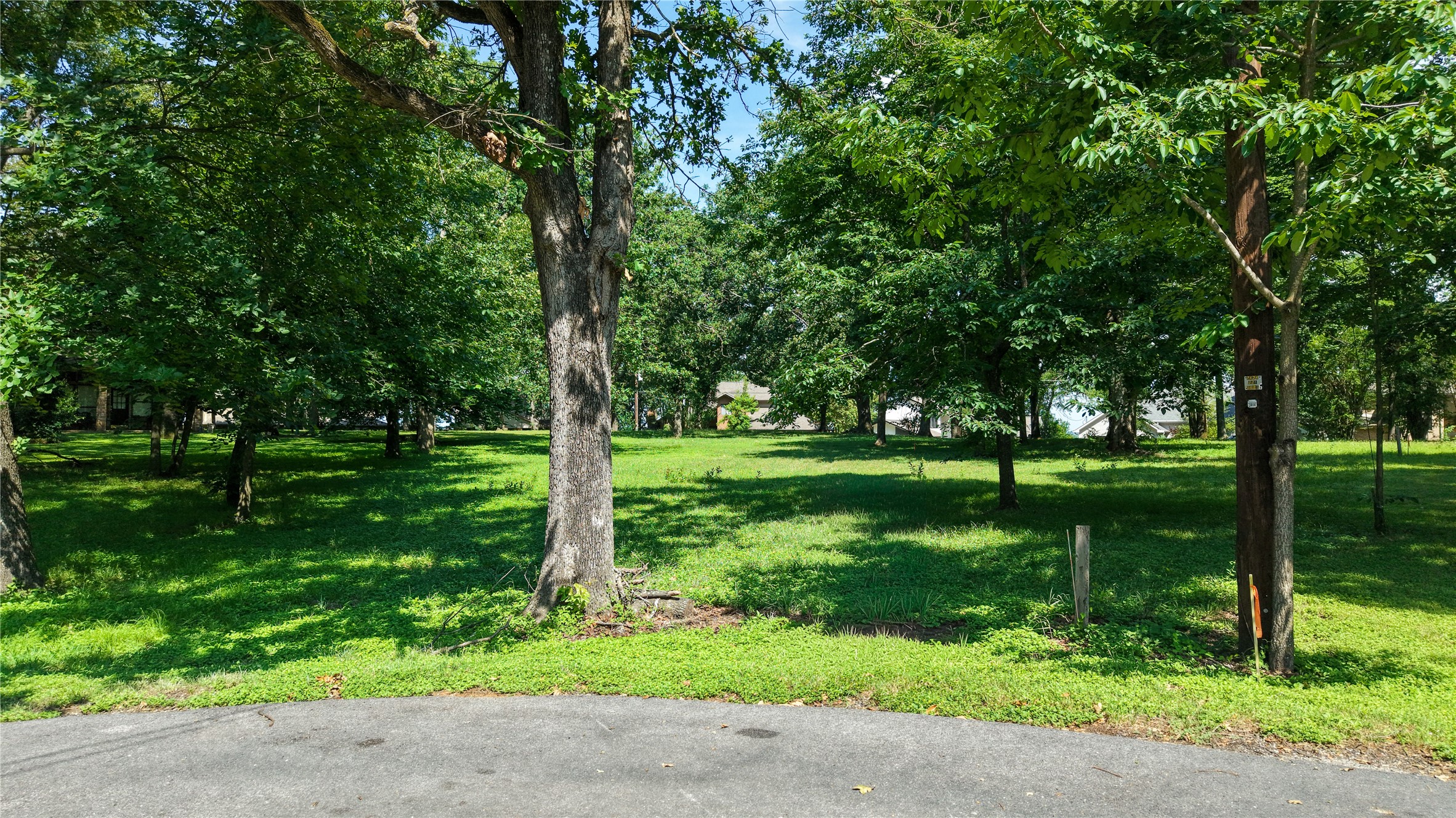 102 Enchanted Isles Circle Mabank TX 75156