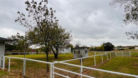 7301 Fishtrap Road Cross Roads TX 76227