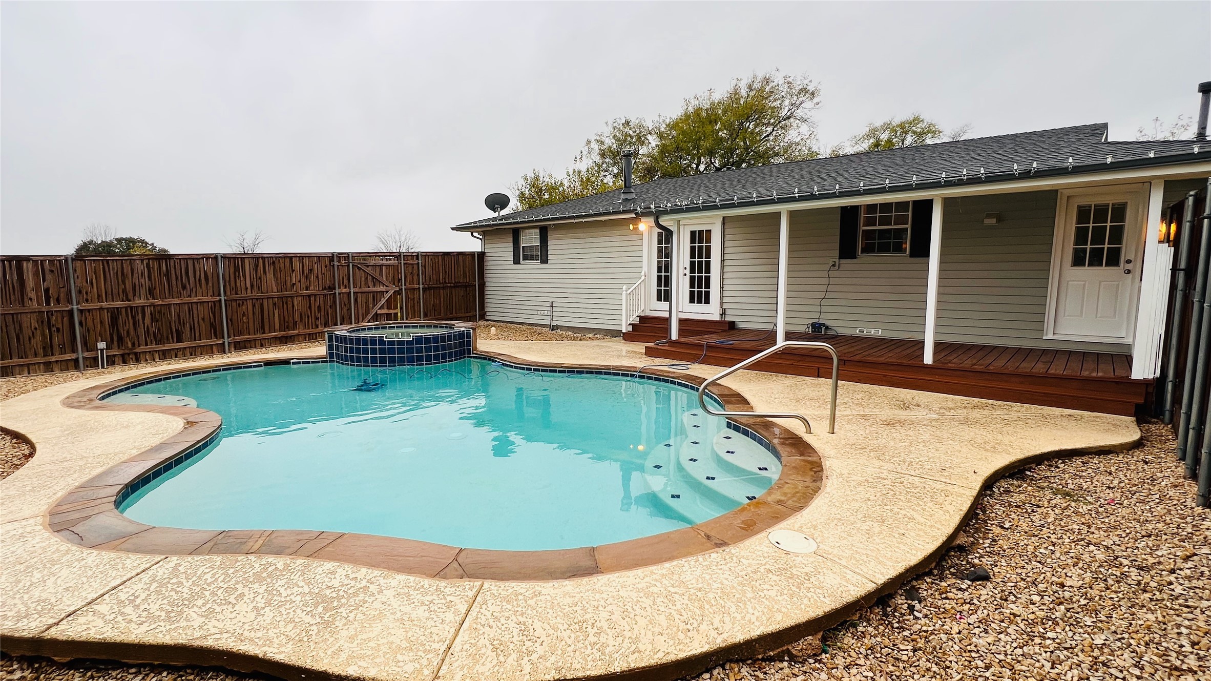 7301 Fishtrap Road Cross Roads TX 76227