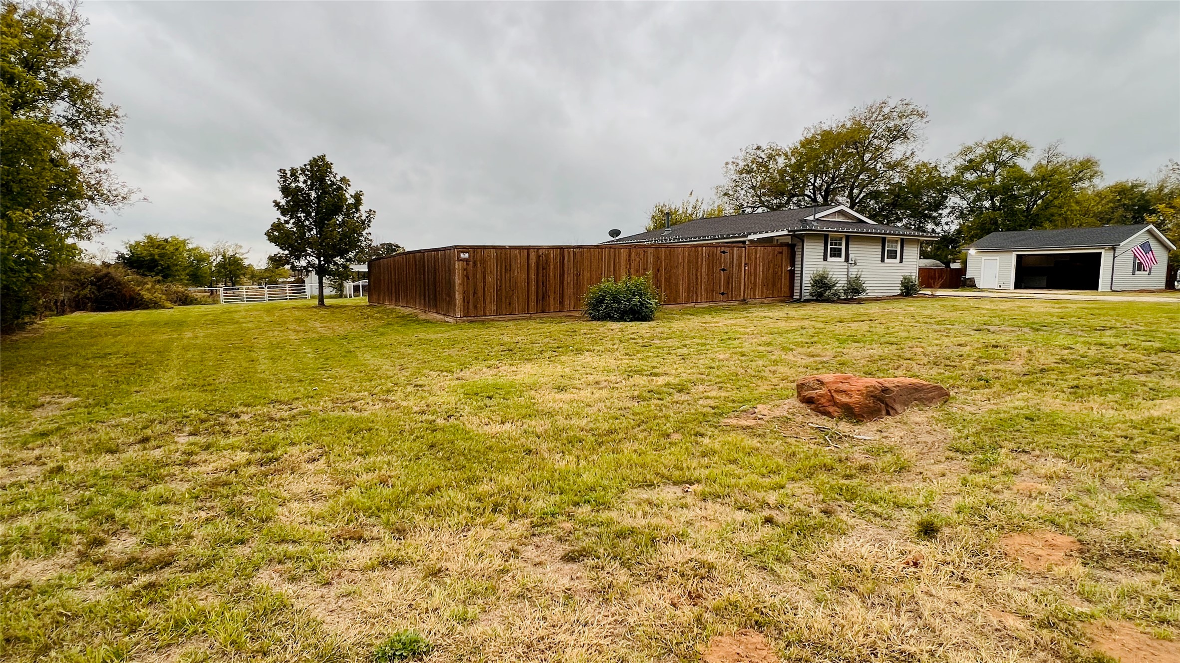 7301 Fishtrap Road Cross Roads TX 76227