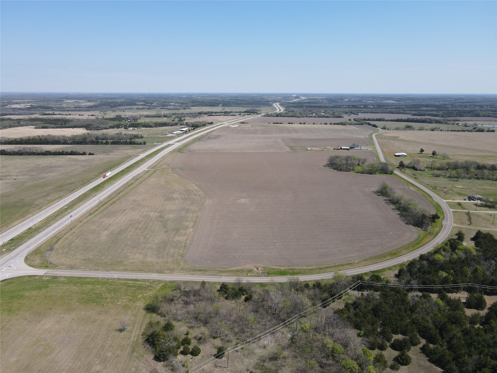 000 Us-82 Windom TX 75492