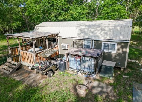 102 County Road 2344 Richland TX 76681