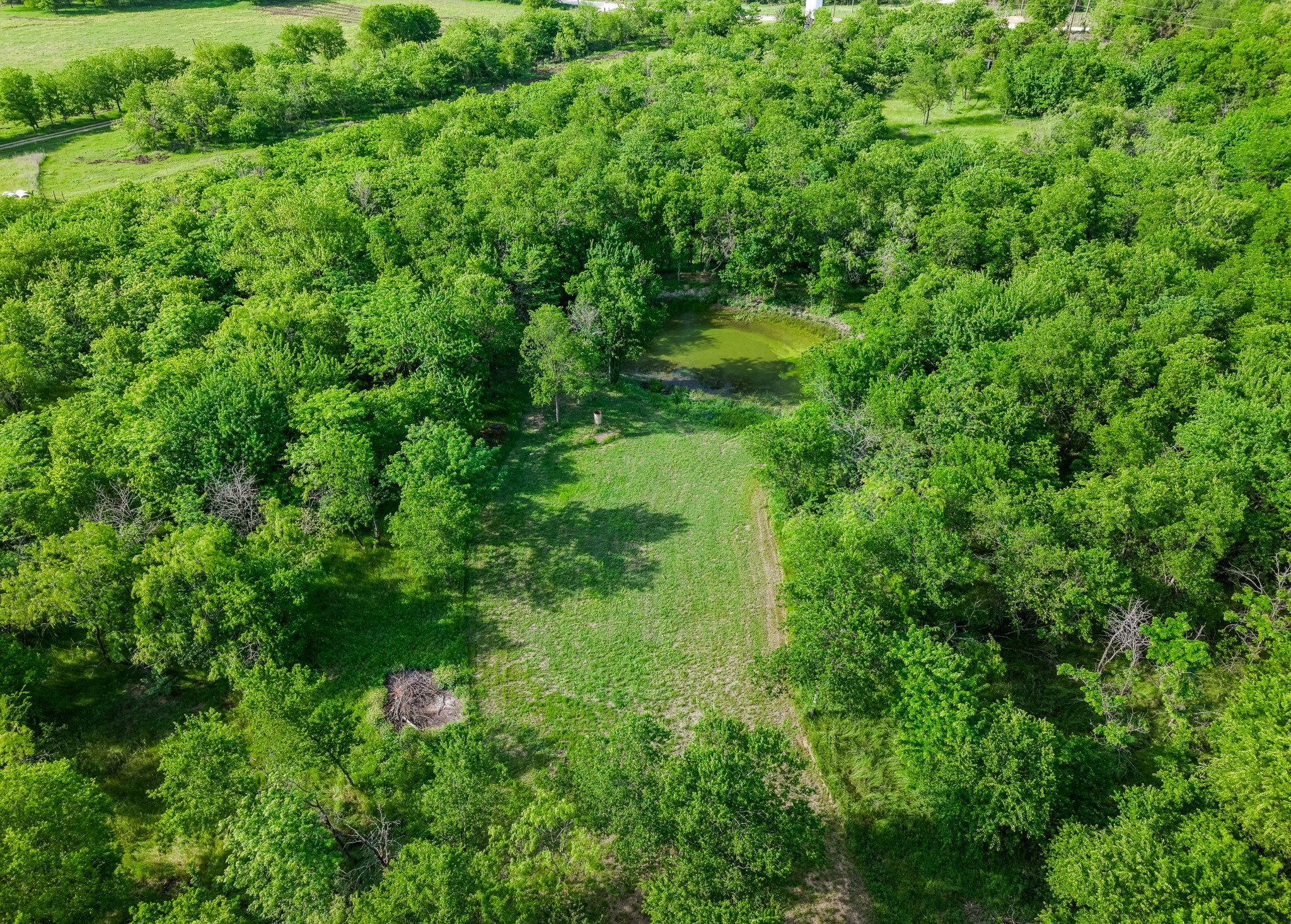 102 County Road 2344 Richland TX 76681
