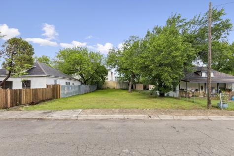 311 N Patton Avenue Dallas TX 75203