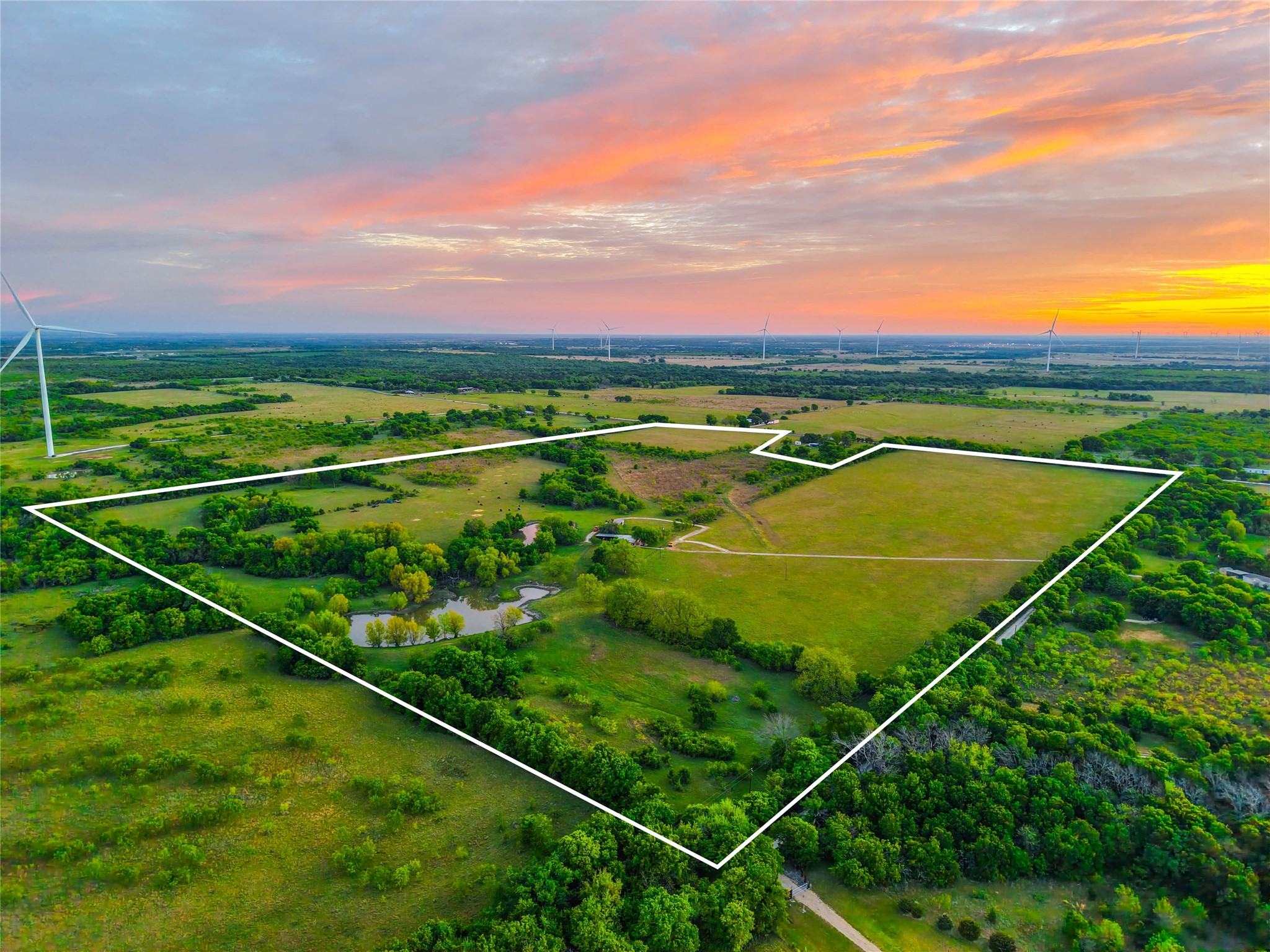 148 Hcr 3341 Hubbard TX 76648