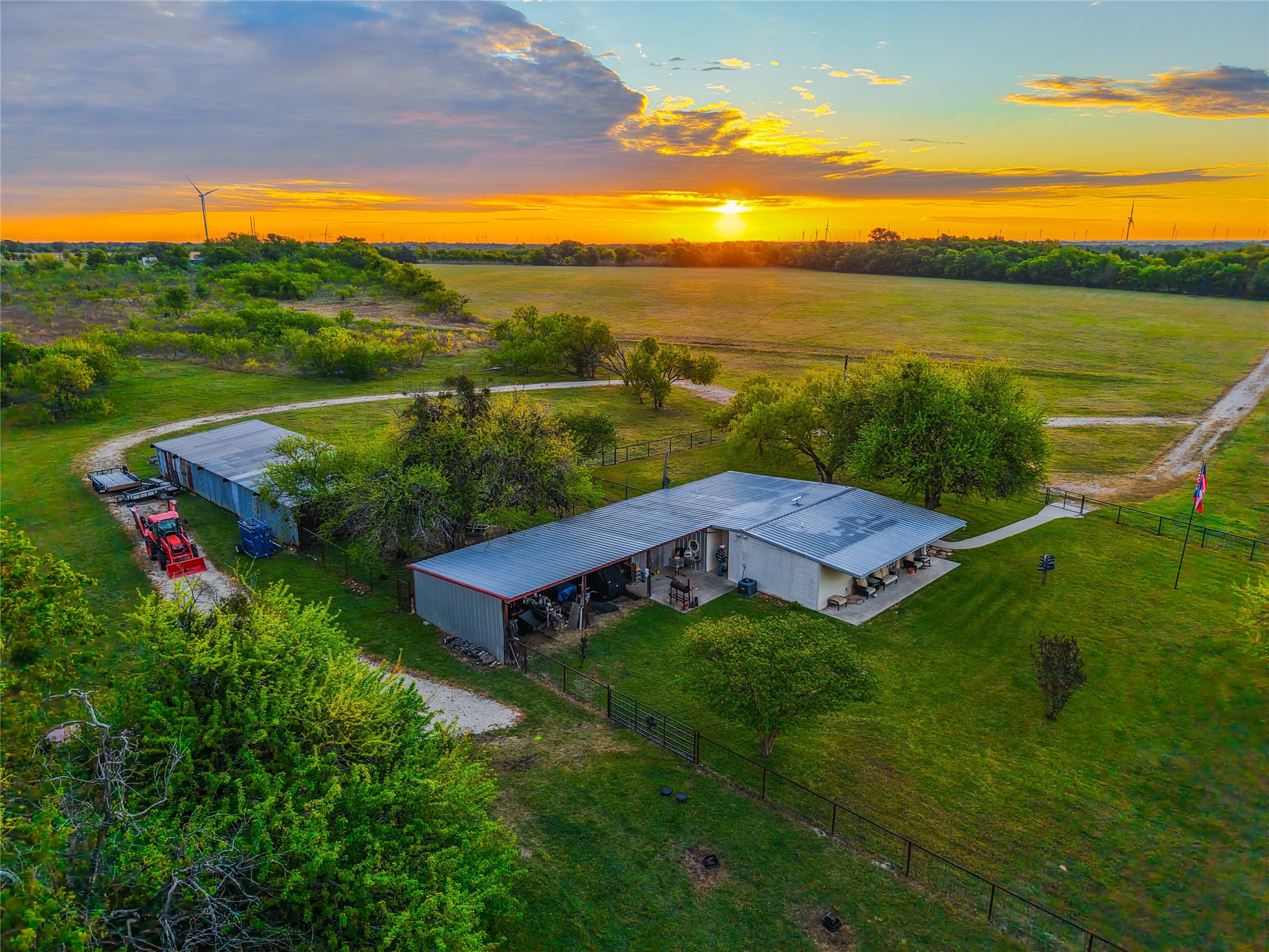 148 Hcr 3341 Hubbard TX 76648