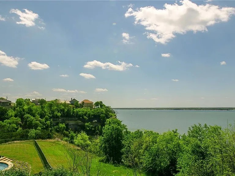 19064 White Bluff Drive Whitney TX 76692