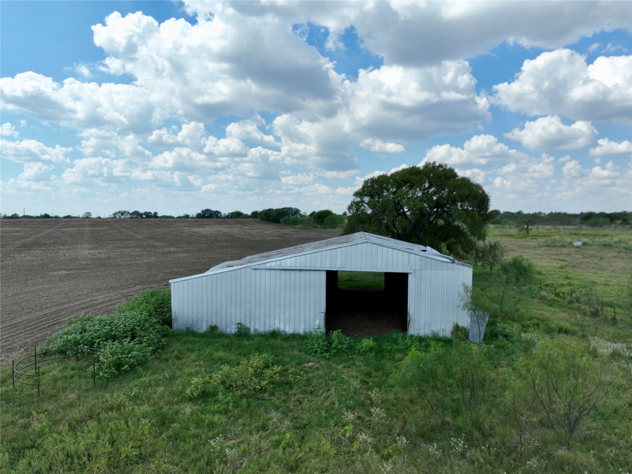 19149 Fm-744 Frost TX 76641