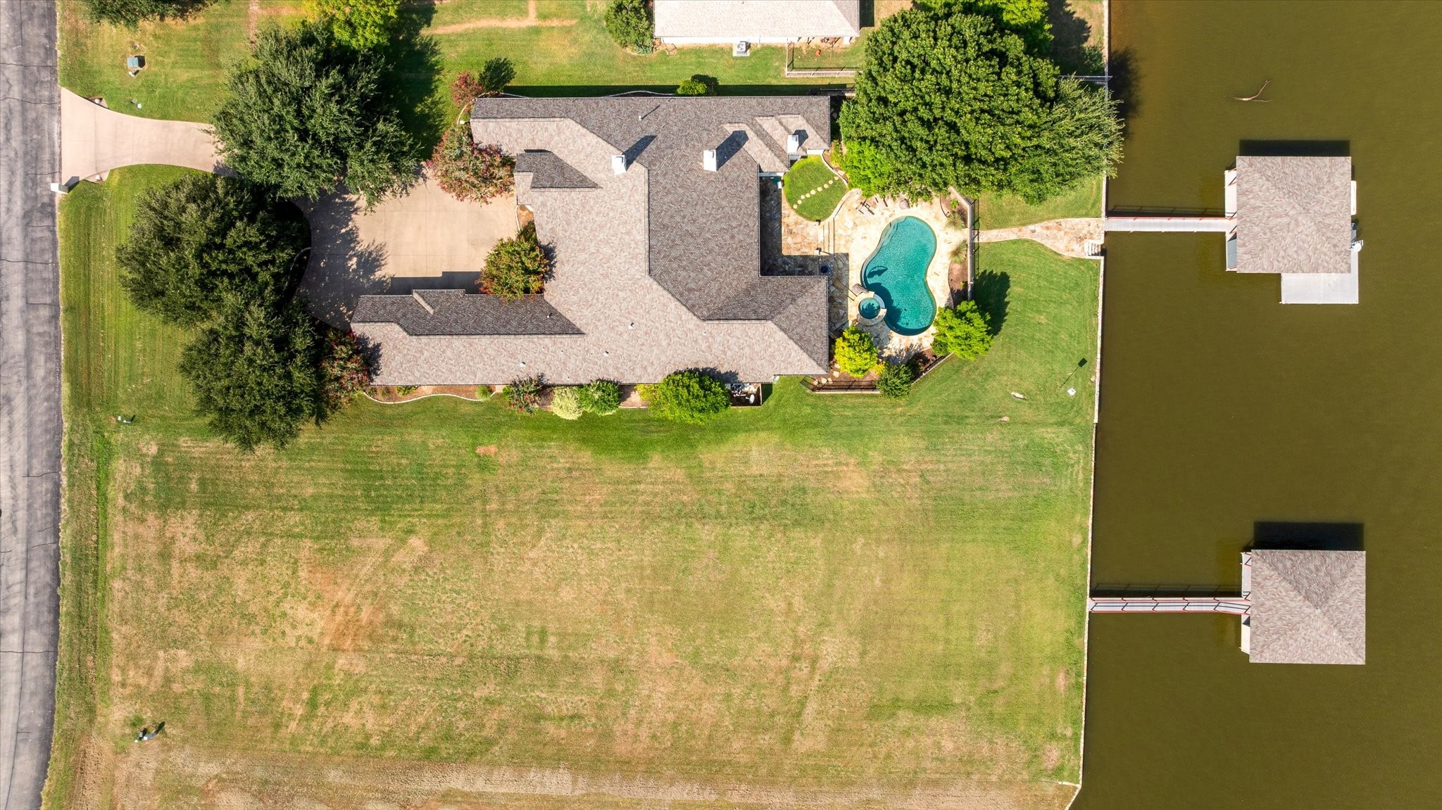 1208 E Baja Court Granbury TX 76048