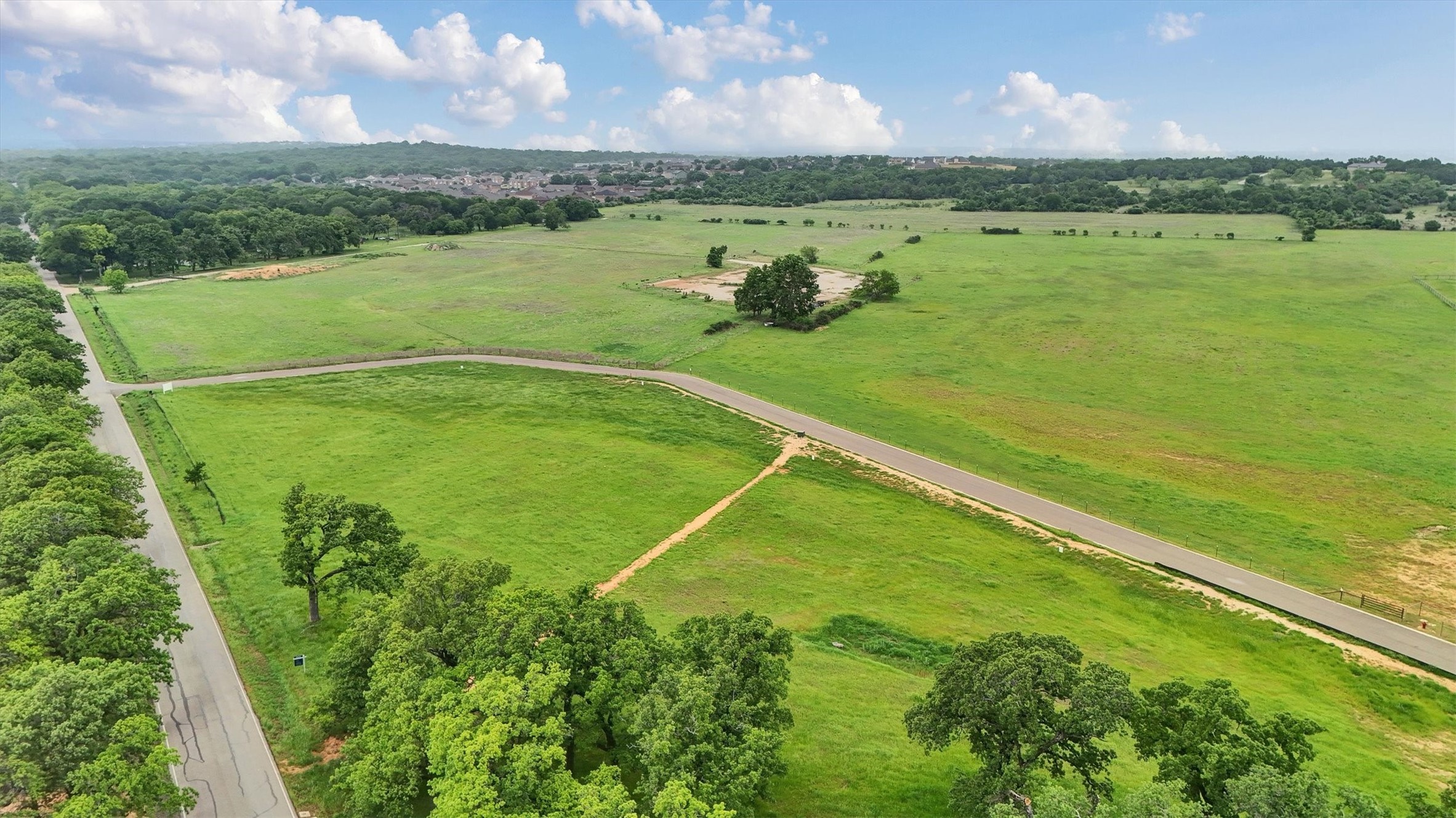 1565 Park Street Azle TX 76020
