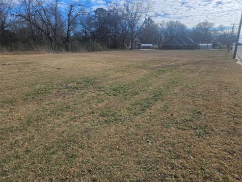 404 & 406 N Main Street Bogata TX 75417