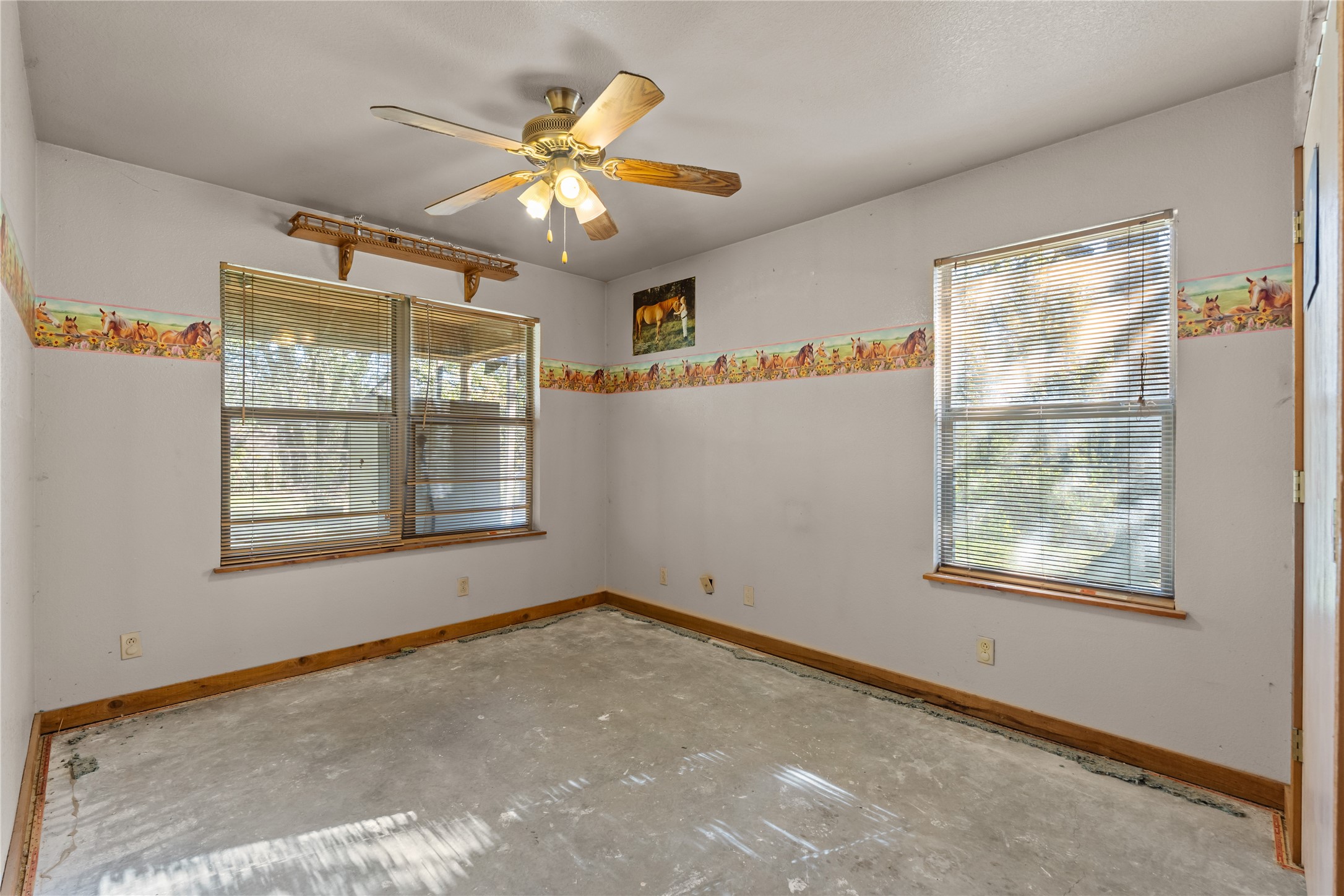 262 N Cheyenne Trail Springtown TX 76082