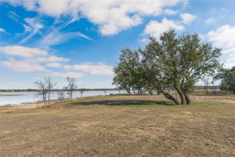 128 Lakeside Drive Brownwood TX 76801
