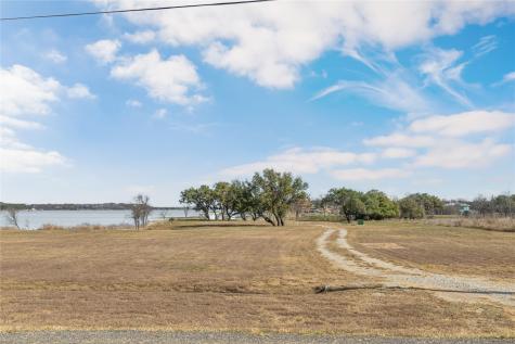 128 Lakeside Drive Brownwood TX 76801