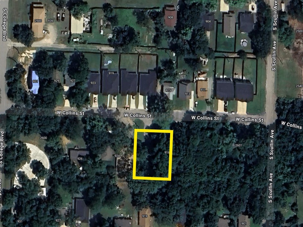 916 W Collins Street Denison TX 75020
