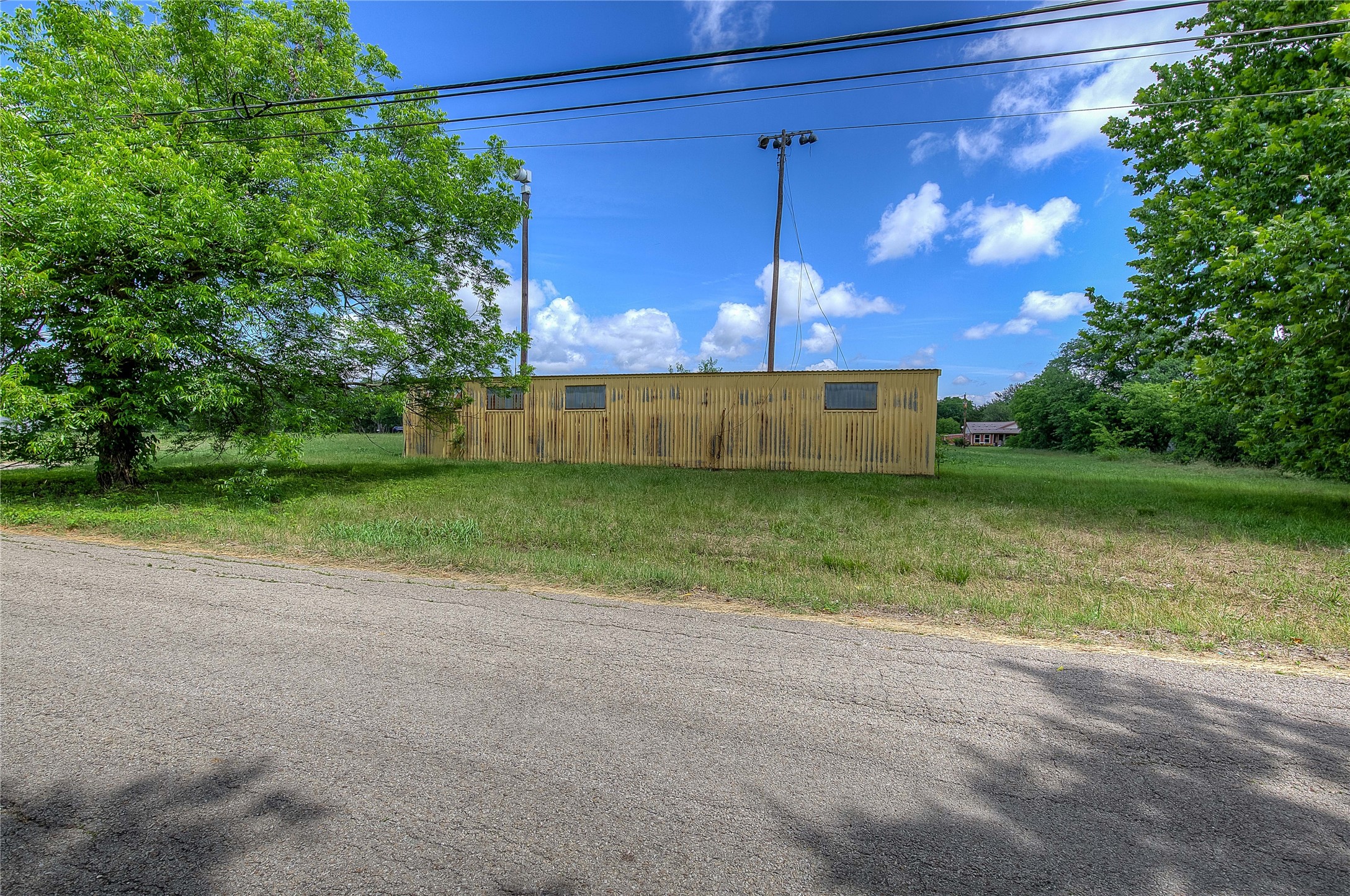414 N Neal Street Commerce TX 75428