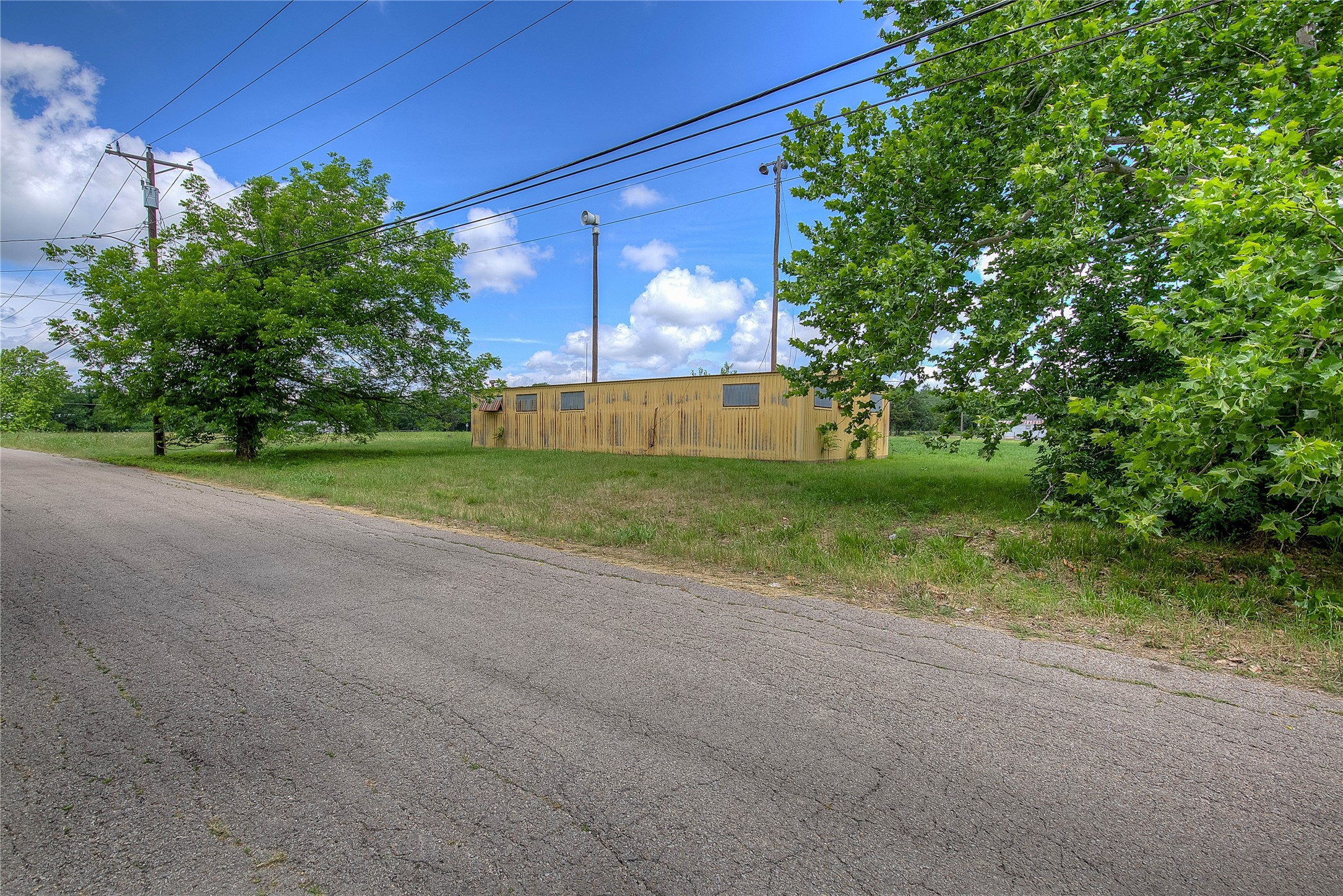 414 N Neal Street Commerce TX 75428