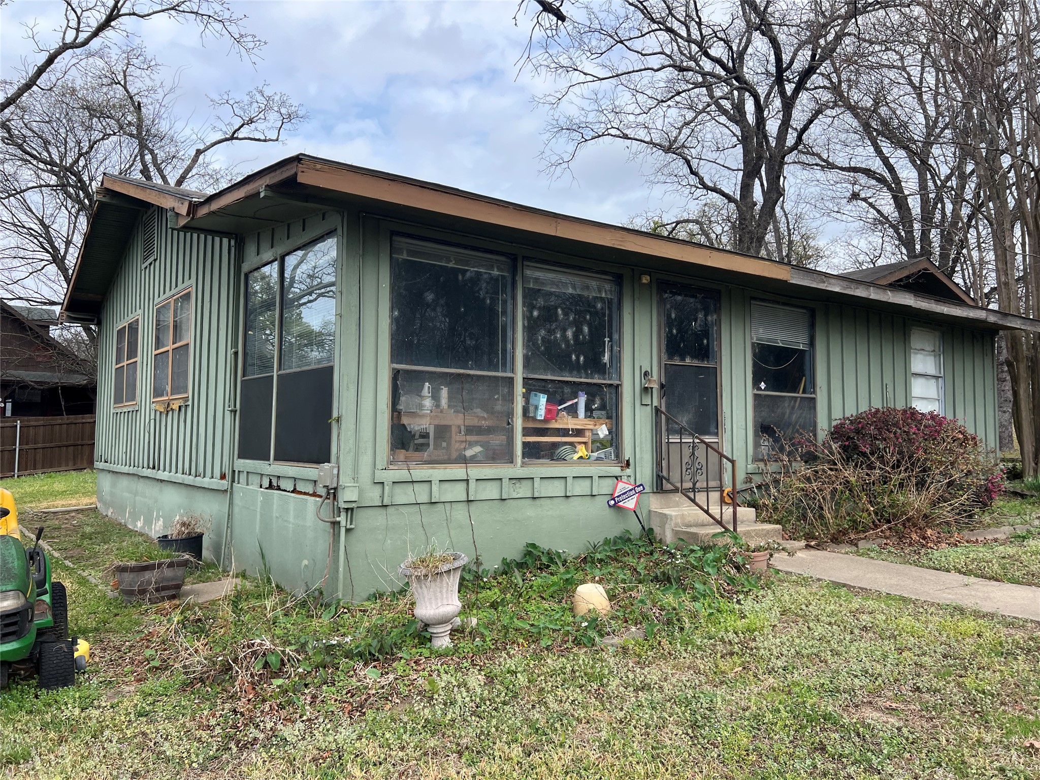 135 Island Park Gun Barrel City TX 75156