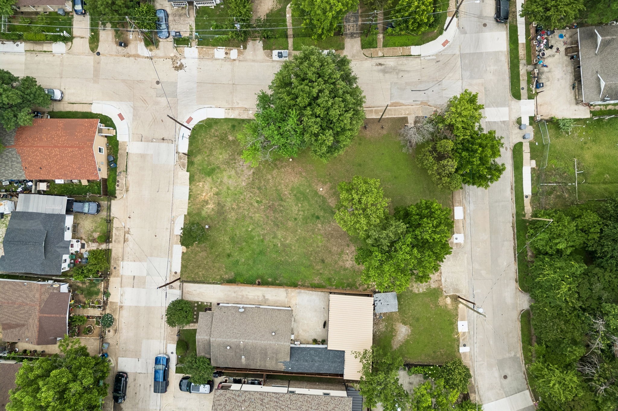 3305 Brantley Street Dallas TX 75212