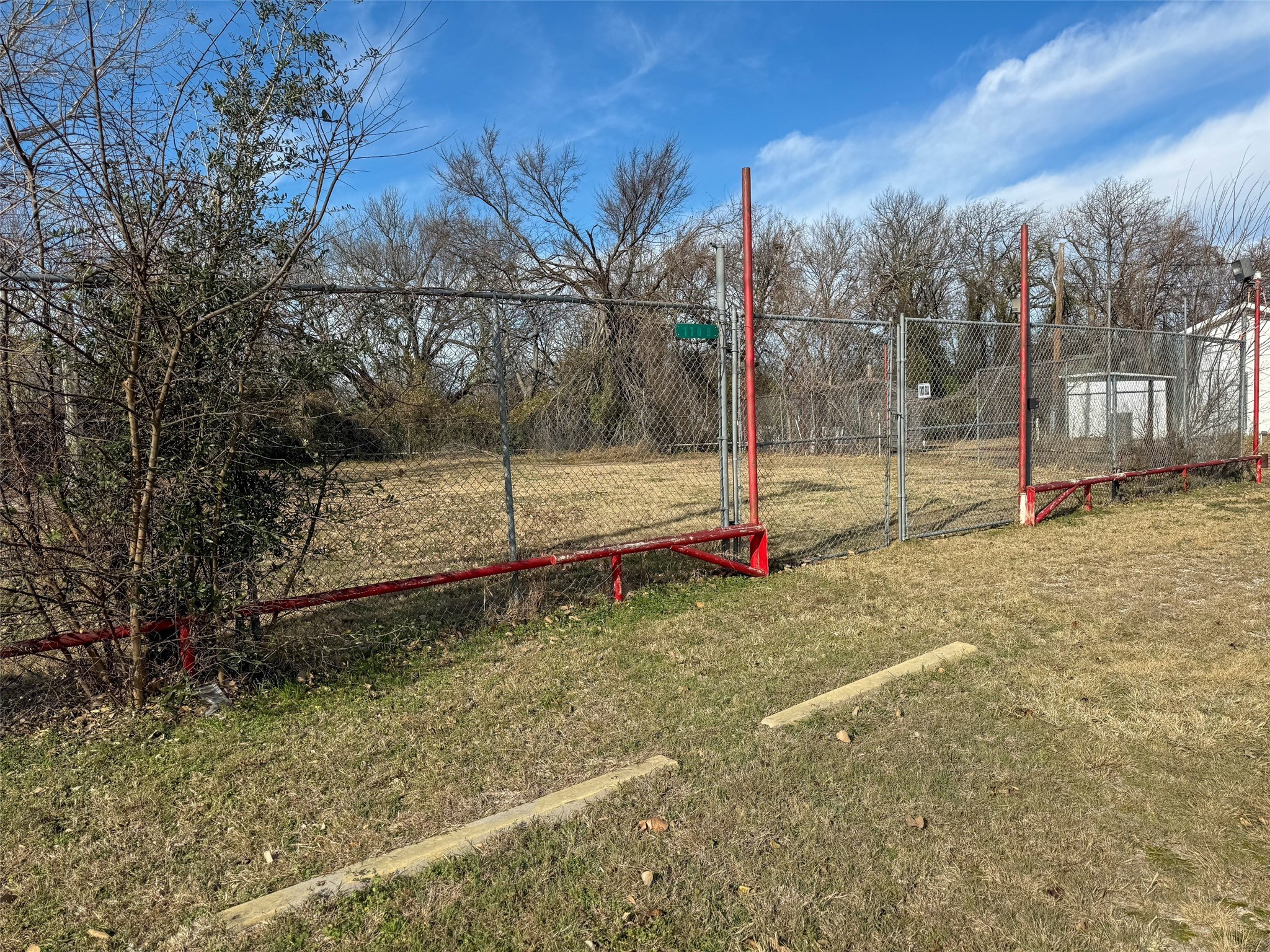 1709 N Main Cleburne TX 76033