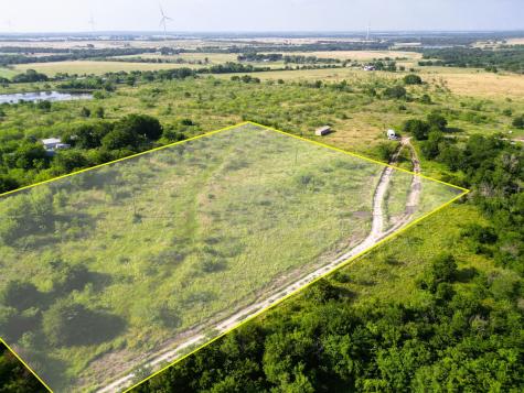 182 Hill County Road 3352 Hubbard TX 76648