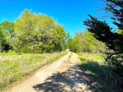 182 Hill County Road 3352 Hubbard TX 76648