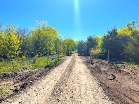 182 Hill County Road 3352 Hubbard TX 76648