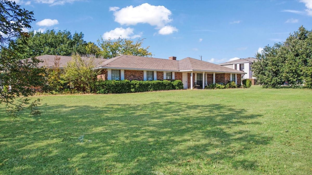 1711 Fm 1385 Aubrey TX 76227