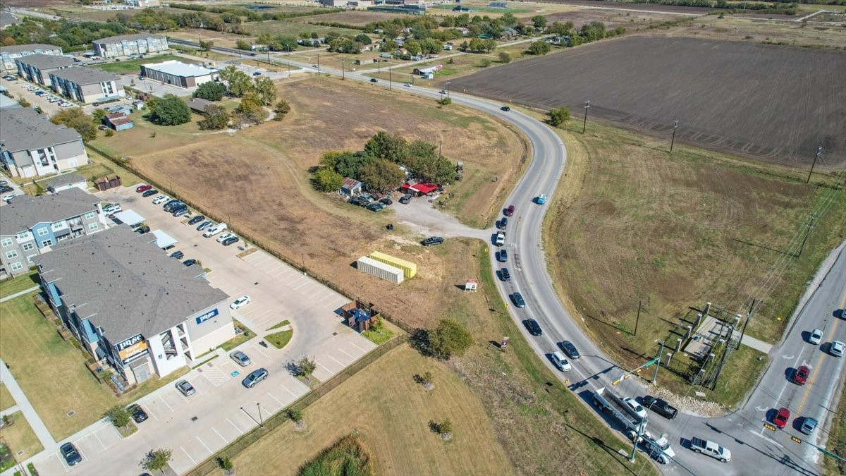 1711 Fm 1385 Aubrey TX 76227